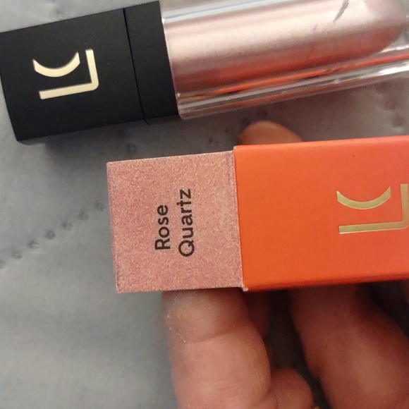 Makeup Bundle of 5 items - Picture 6 of 11